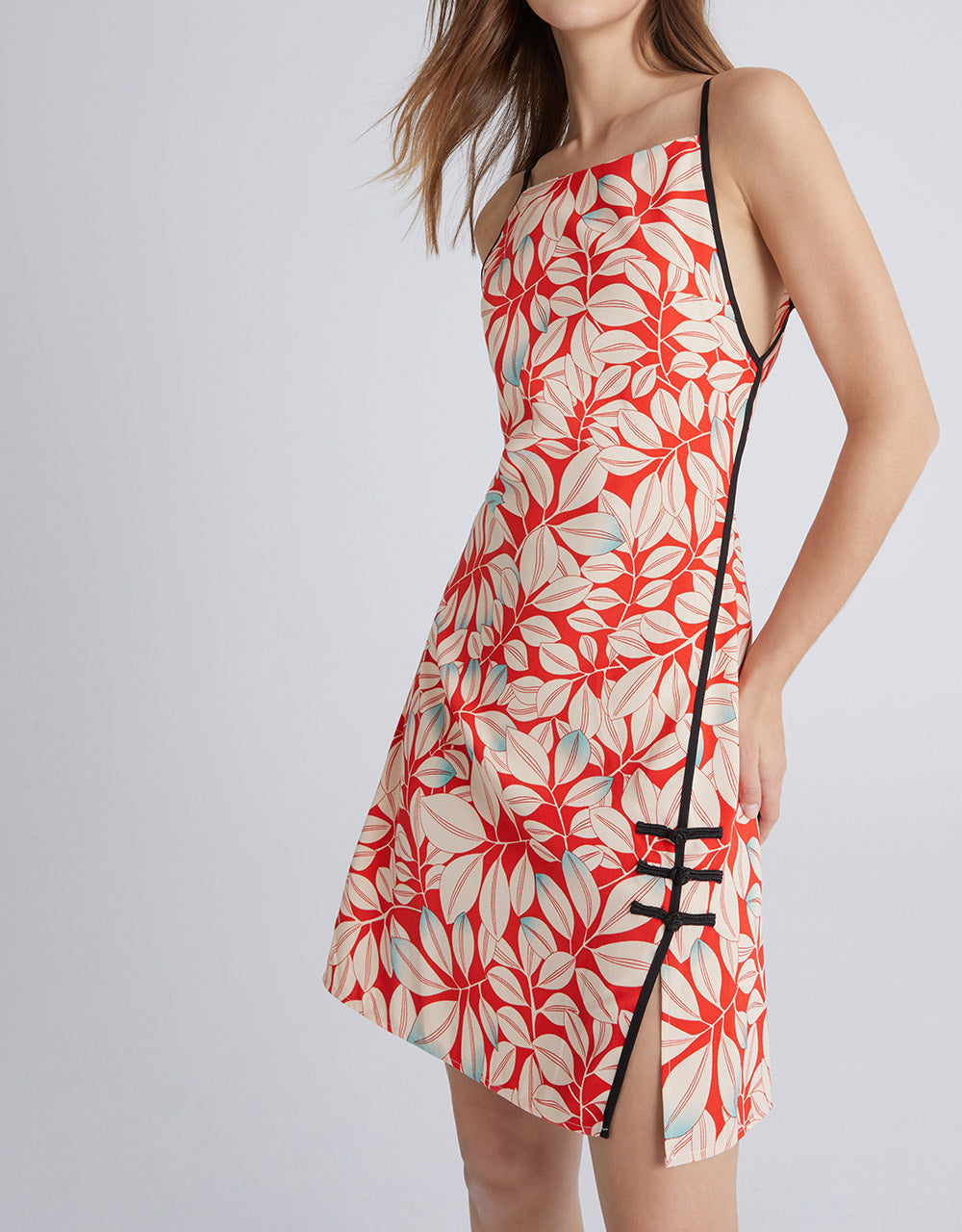 나뭇잎 프린트 개구리 버튼 캐미 드레스